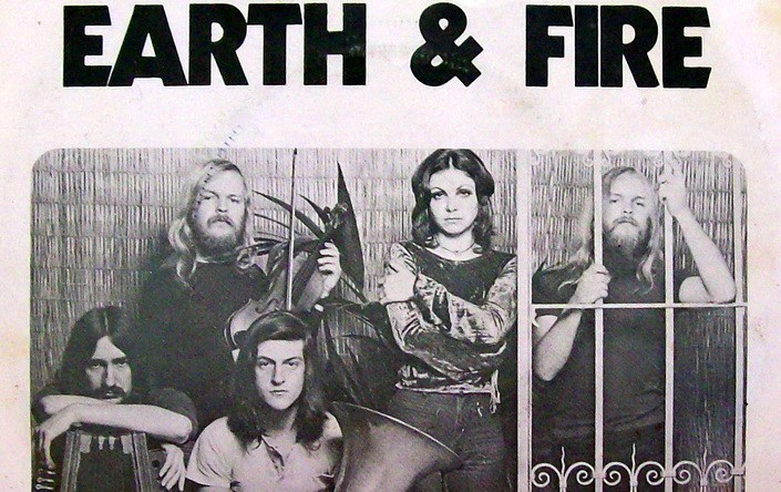 Earth and Fire Single Hoes Memories